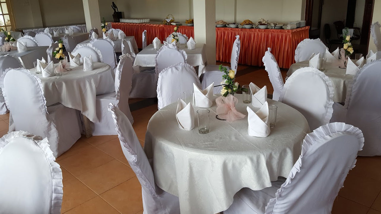 Club Penthouse Island Resort, Piliyandala