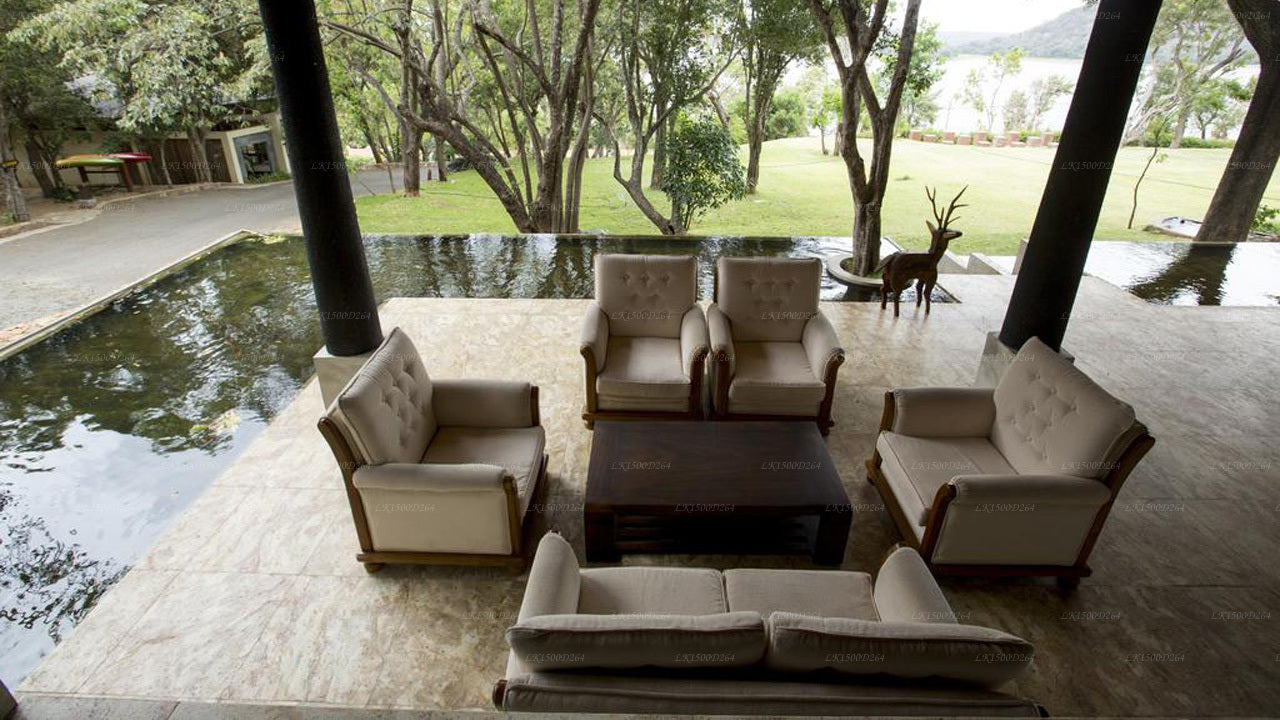 The Deer Park Hotel, Polonnaruwa