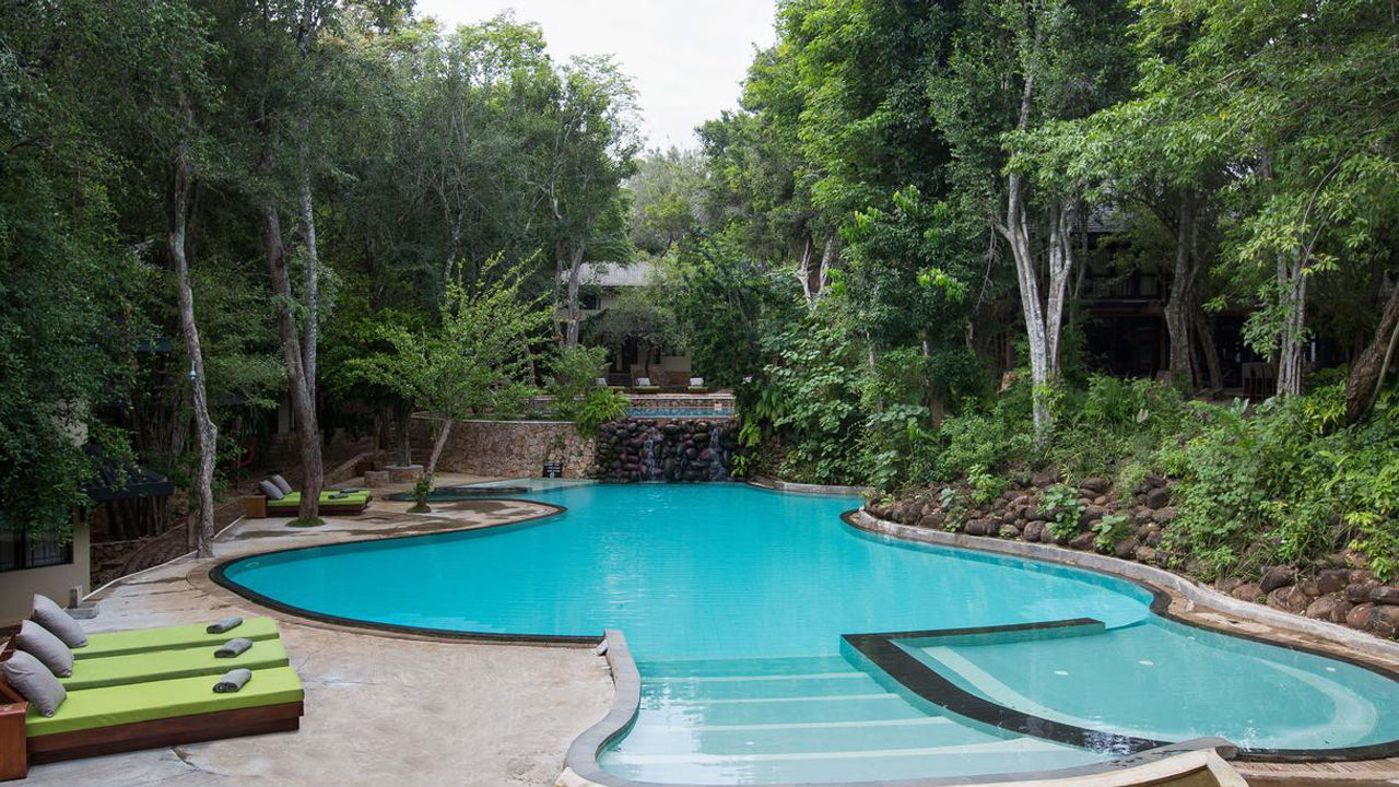 The Deer Park Hotel, Giritale