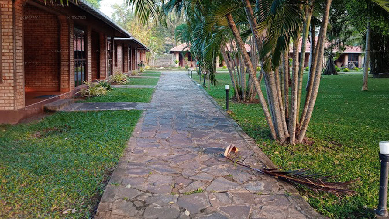Kumudu Valley Resort, Negombo