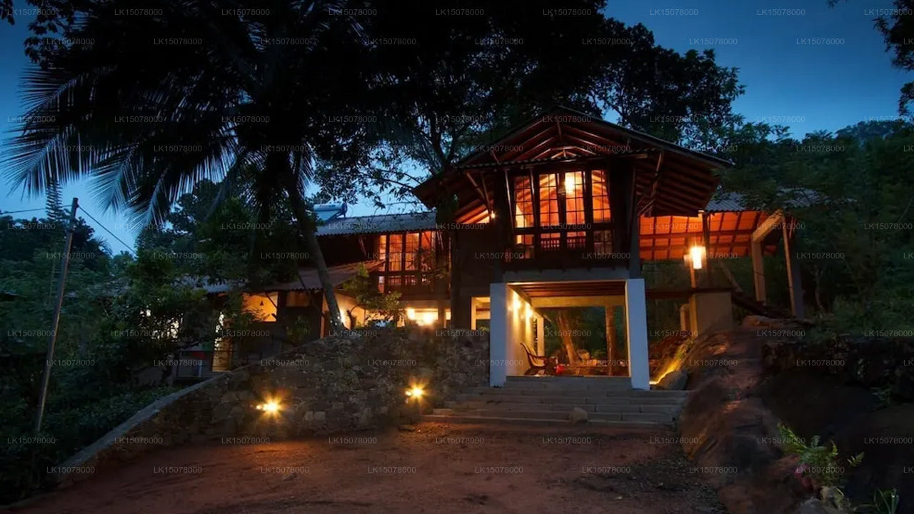 Bandura Holiday Bungalow, Kalawana