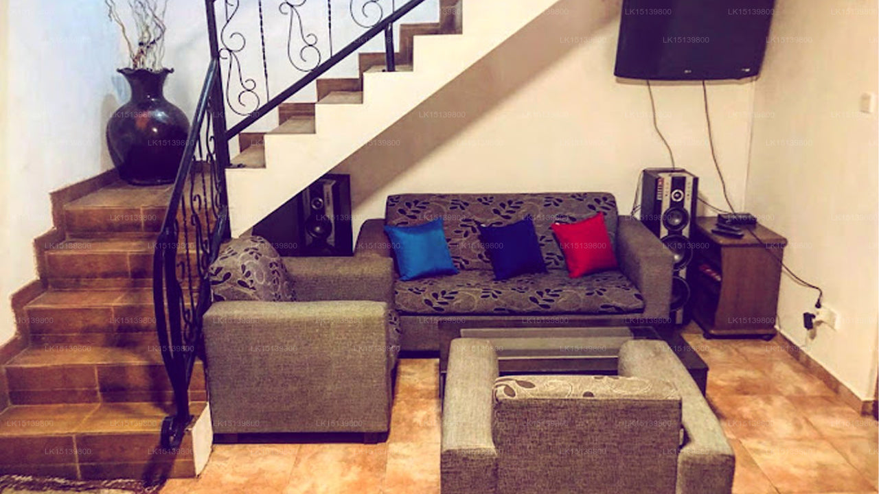 Red Rose Holiday Bungalow, Nuwara Eliya