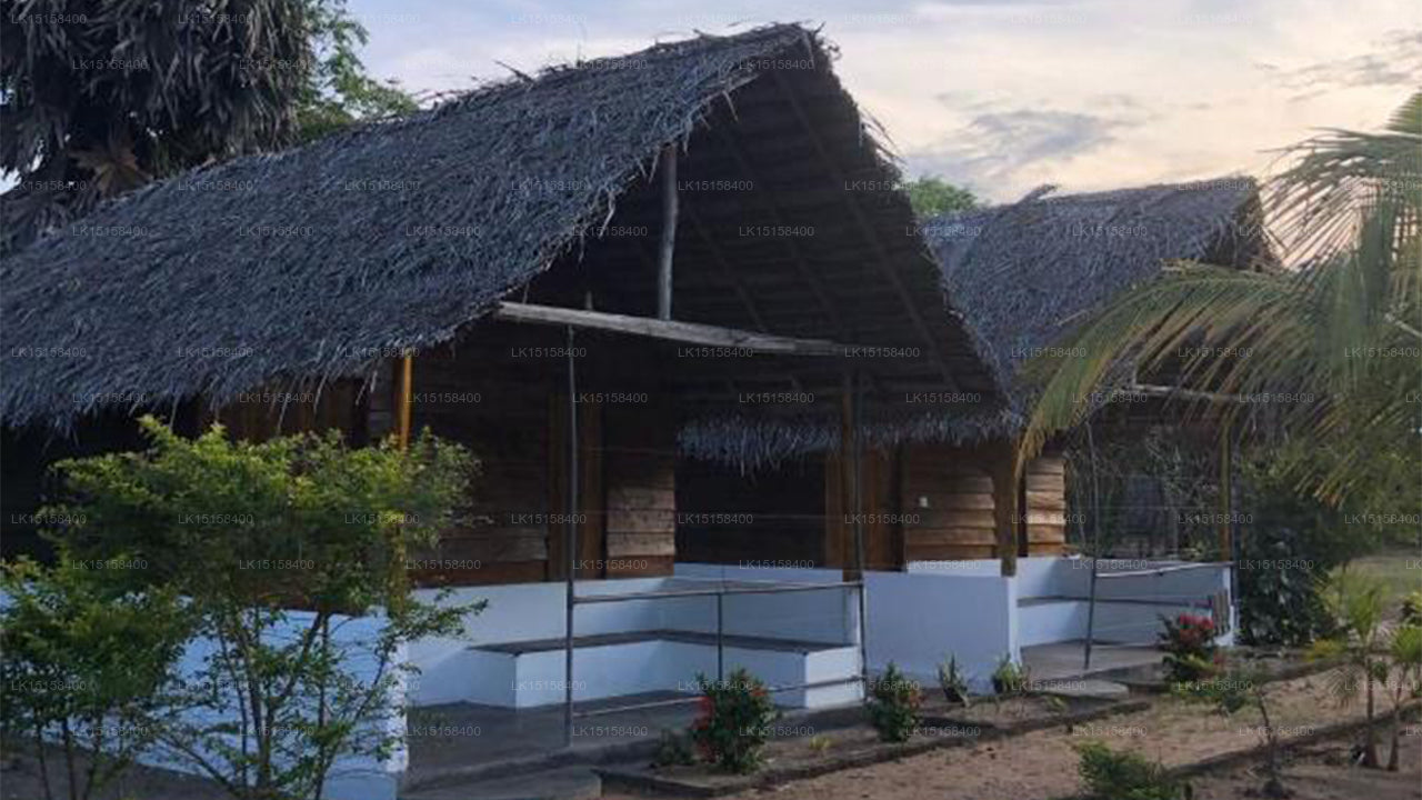 Moon Eyes Beach Hotel, Arugam Bay