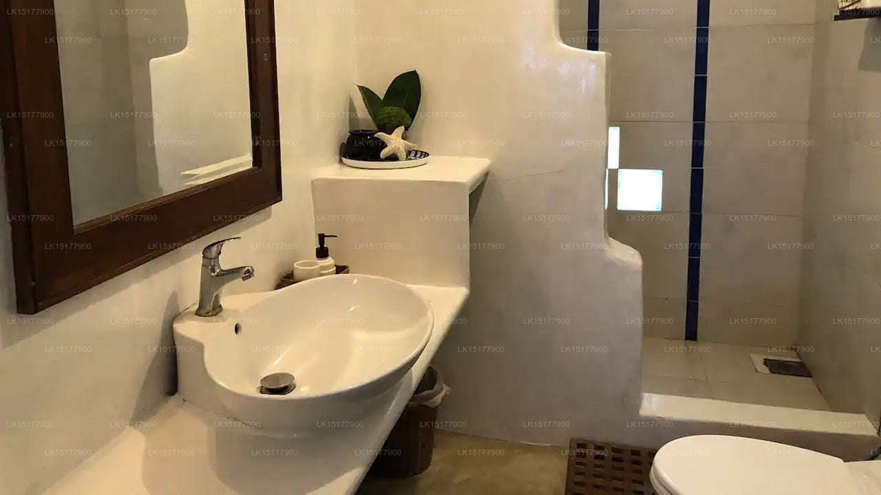 Coco Mari Beach Villa, Hikkaduwa