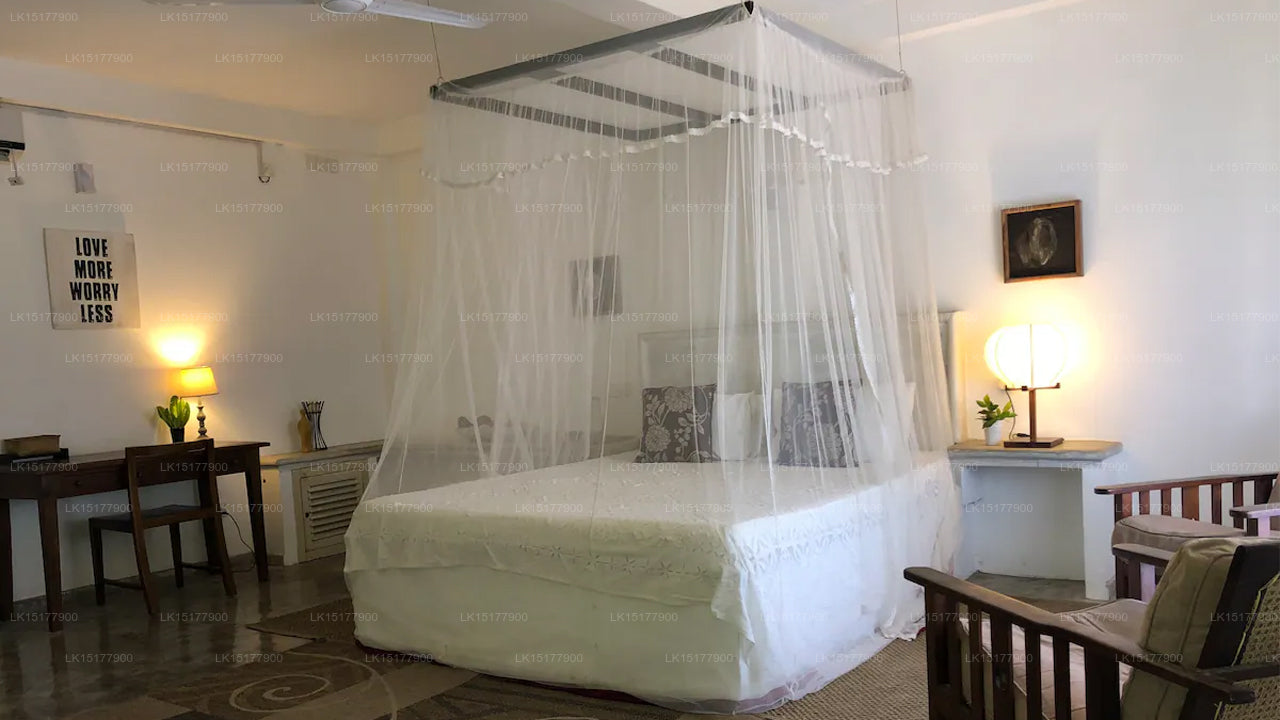 Coco Mari Beach Villa, Hikkaduwa