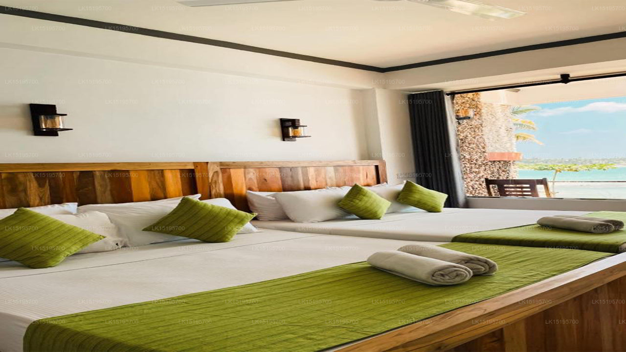 Coral Beach Hotel, Mirissa