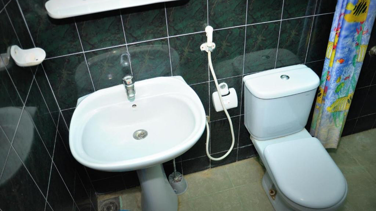 BluMarine Guest House, Negombo