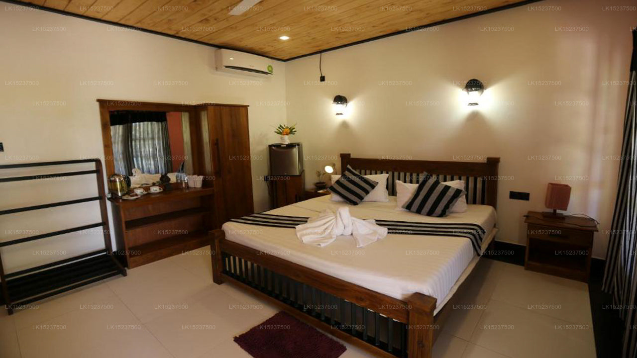 Eco Hotel Black & White, Anuradhapura