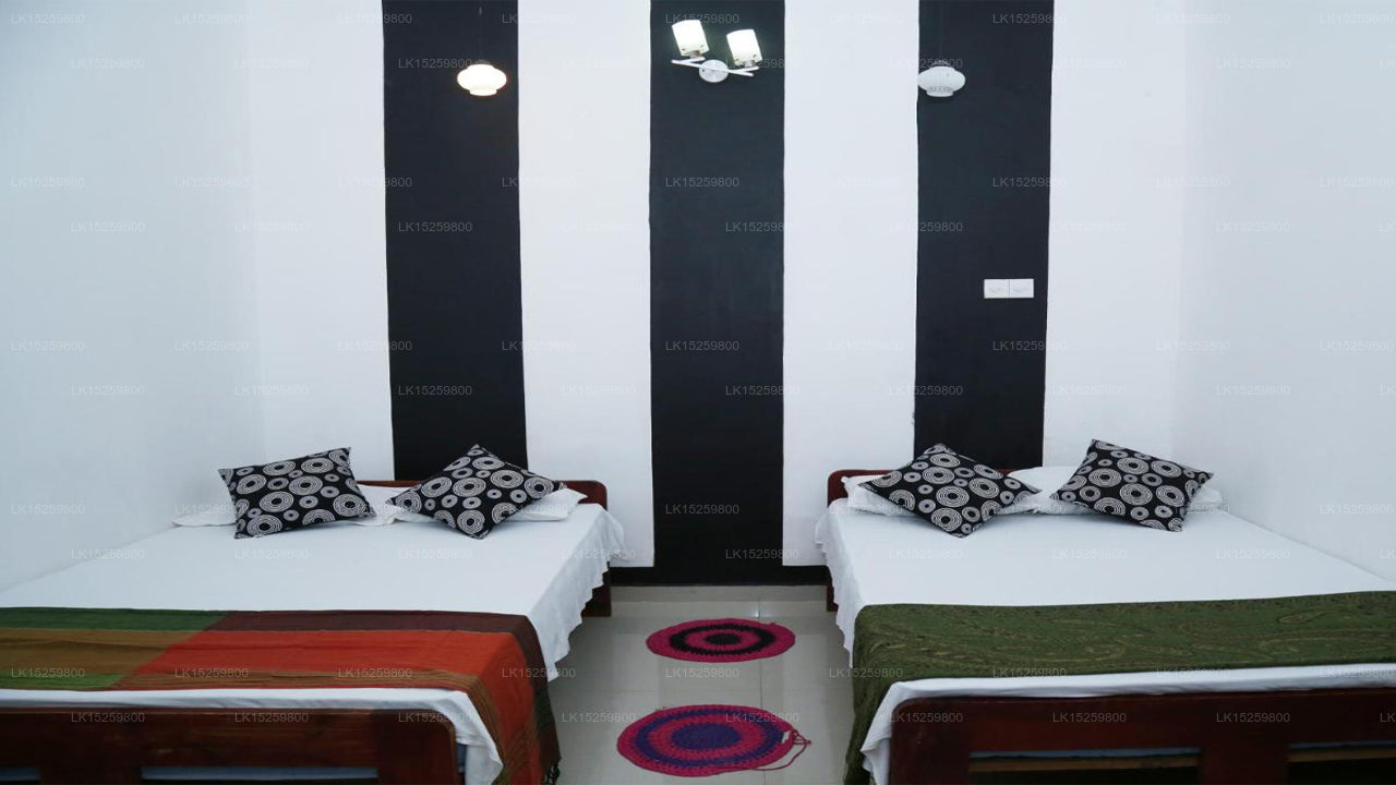 Dyke Rest, Trincomalee