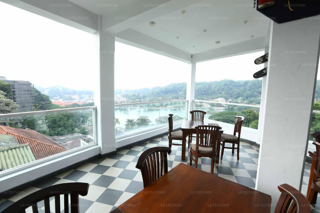 Kandy Supreme Albergo, Kandy