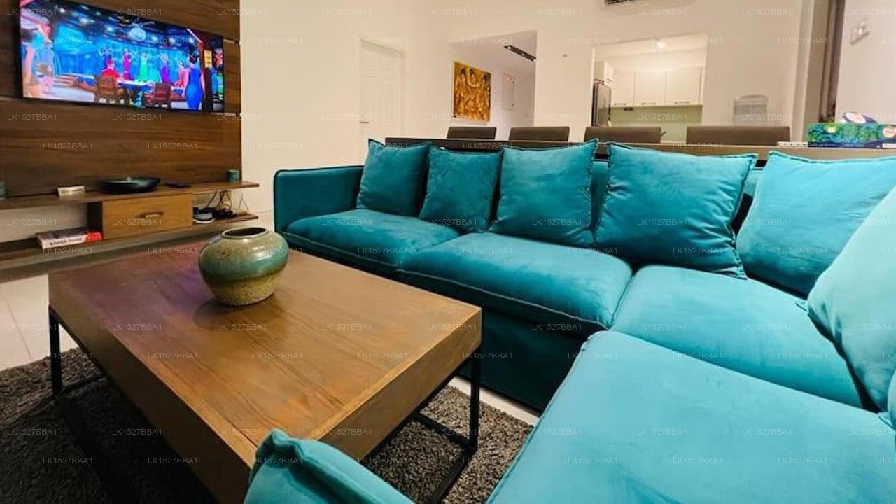 Ocean stays sea view apartment, mount lavinia