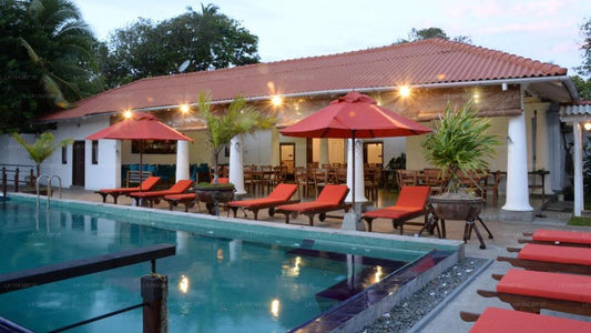 Pinipahana Walauwa Resort, Matara