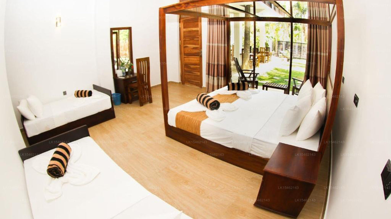 Bay Hiriketiya, Dikwella