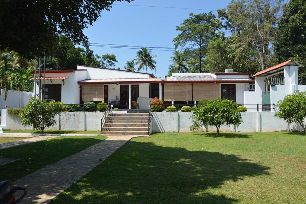 Palazzo Olivi, Udawalawe