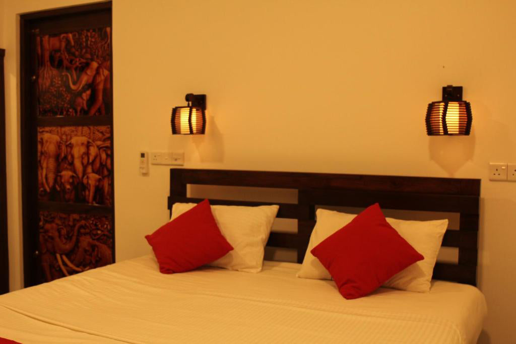 Palazzo Olivi, Udawalawe