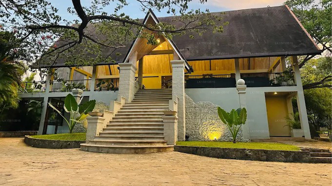 Liyya Waters Villa in Embullambe, Dambulla