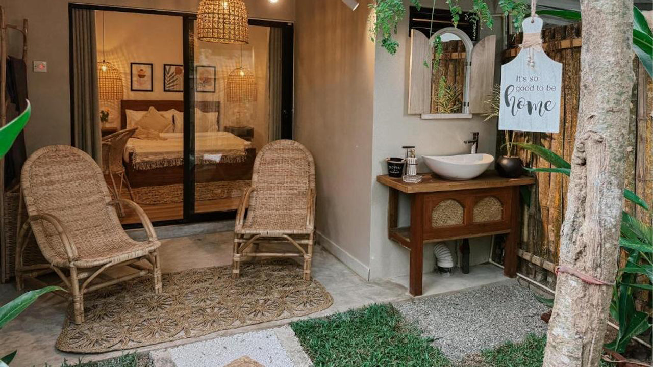 Kickin' Surf Lodge, Weligama