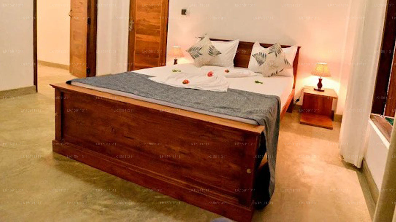 the Nuwara Wewa Holiday Resort, Anuradhapura