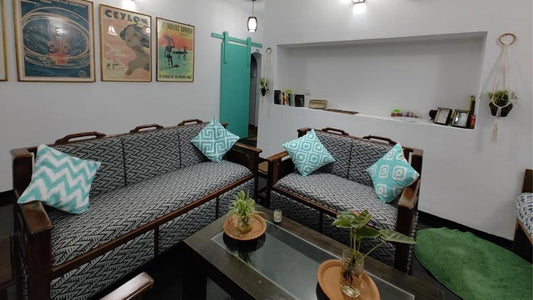 Happy hammocks, Weligama