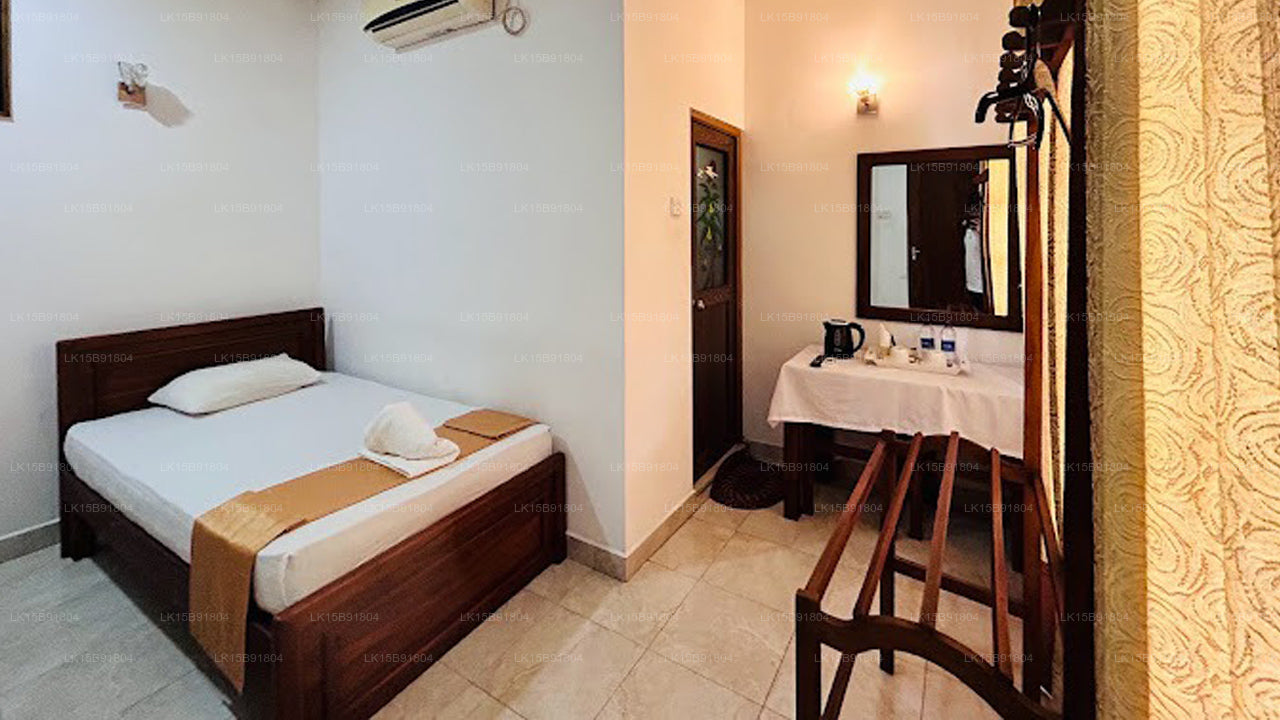 Royal Nest, Polonnaruwa