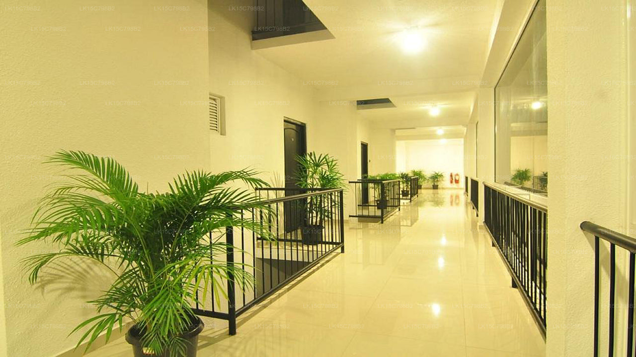 Albergo Heaven's Edge di EHI, Ella